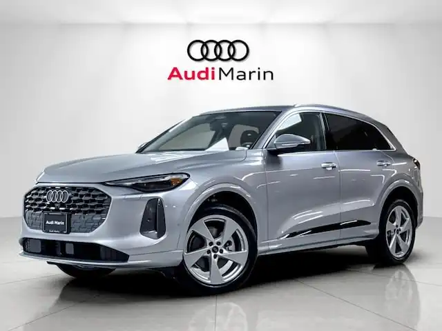2026 Audi Q5 Premium Plus quattro's photo