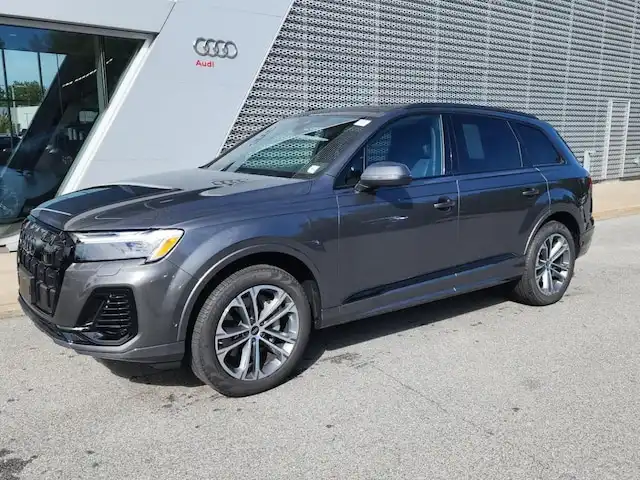 2026 Audi Q7 45 Premium quattro Tiptronic's photo