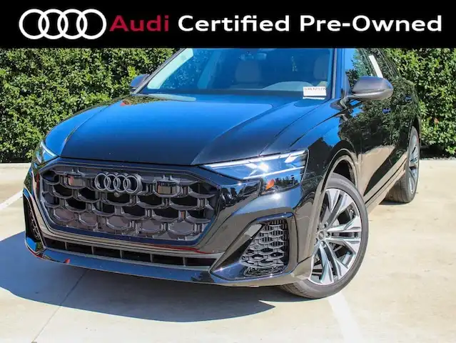 2025 Audi Q8 55 Premium Plus quattro Tiptonic's photo