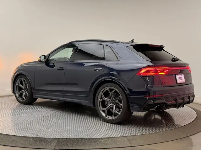 2026 Audi RS Q8 Base photo 5