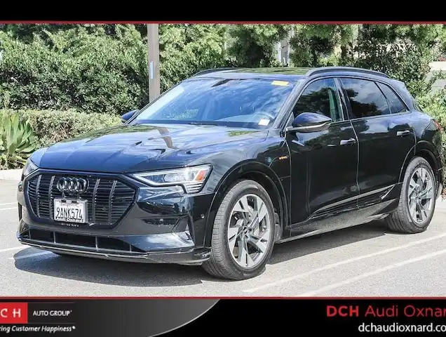 2022 Audi e-tron 95 kWh Premium quattro's photo