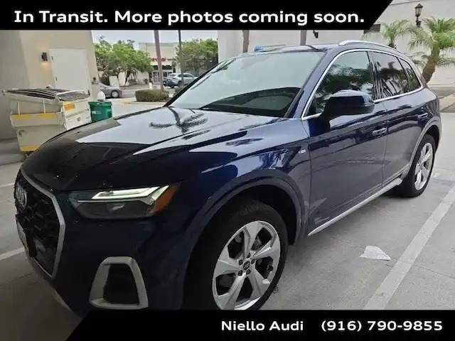 2023 Audi Q5 45 Premium Plus's photo