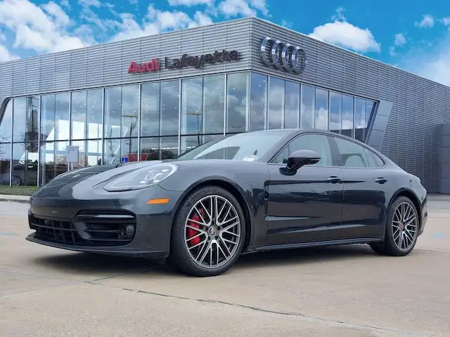 2021 Porsche Panamera 4S's photo
