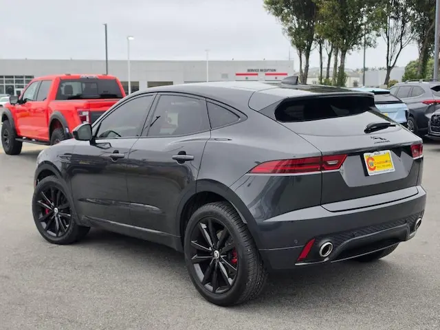 2024 Jaguar E-PACE P250 R-DYNAMIC SE photo 3