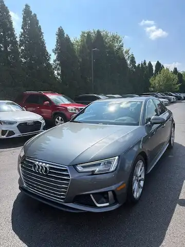 2019 Audi A4 2.0T quattro S tronic Prestige's photo