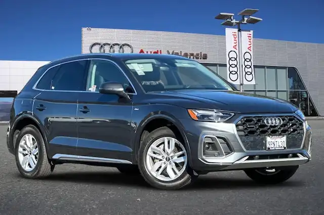 2024 Audi Q5 45 Premium's photo