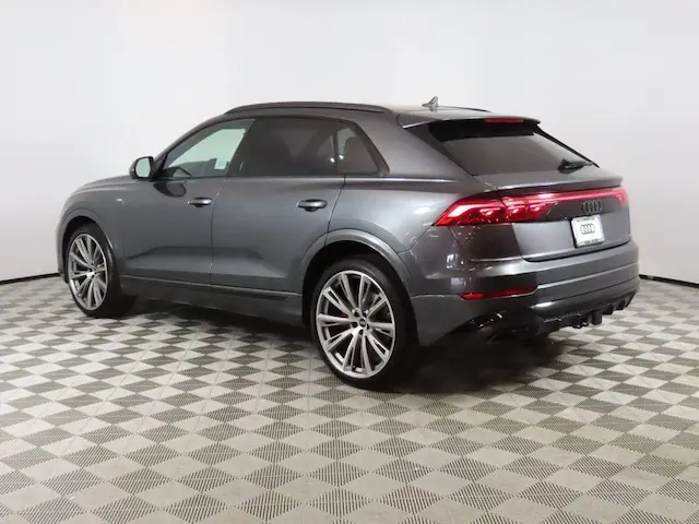 2026 Audi Q8 55 Prestige quattro Tiptonic photo 3