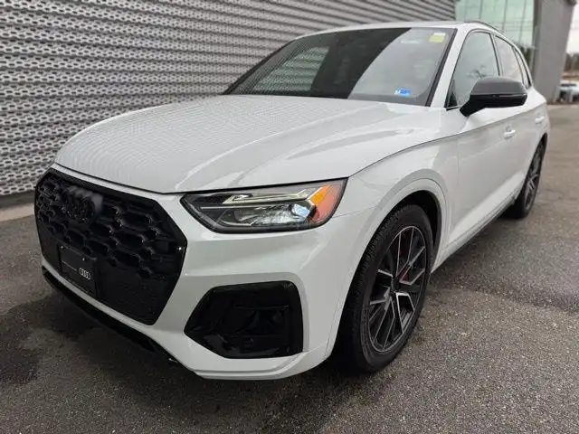 2025 Audi SQ5 Premium Plus quattro's photo