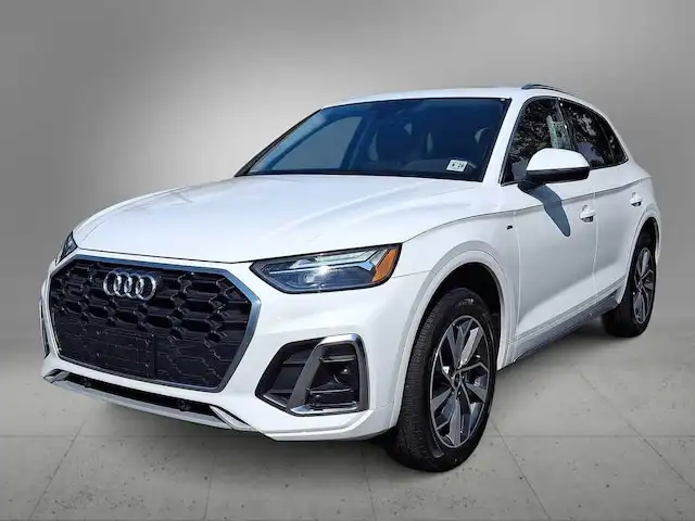 2023 Audi Q5 45 Premium Plus's photo