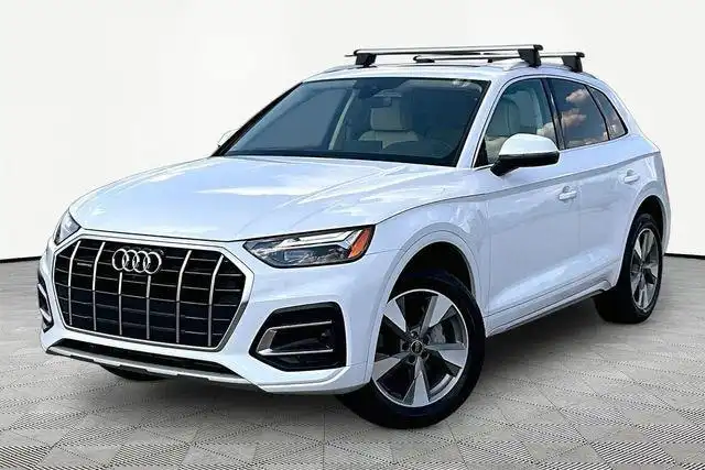 2023 Audi Q5 40 Premium Plus's photo