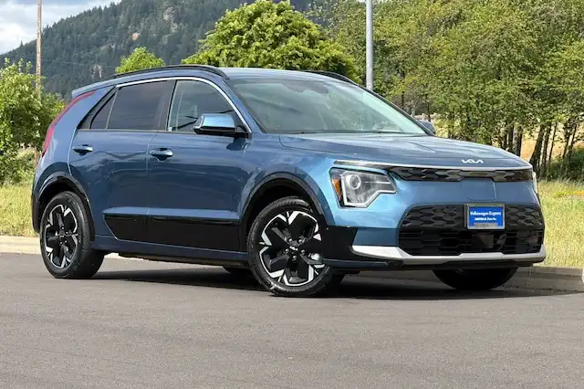 2023 Kia Niro Wind EV's photo