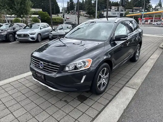 2015 Volvo XC60 T6 AWD Auto Platinum's photo