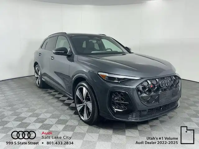 2026 Audi SQ5 Premium Plus quattro's photo