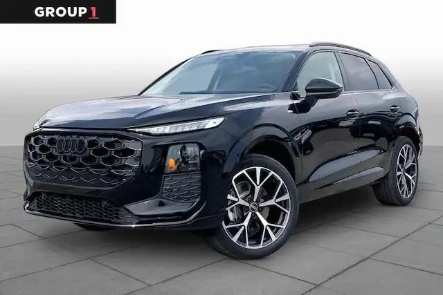 2026 Audi Q3 S line quattro's photo