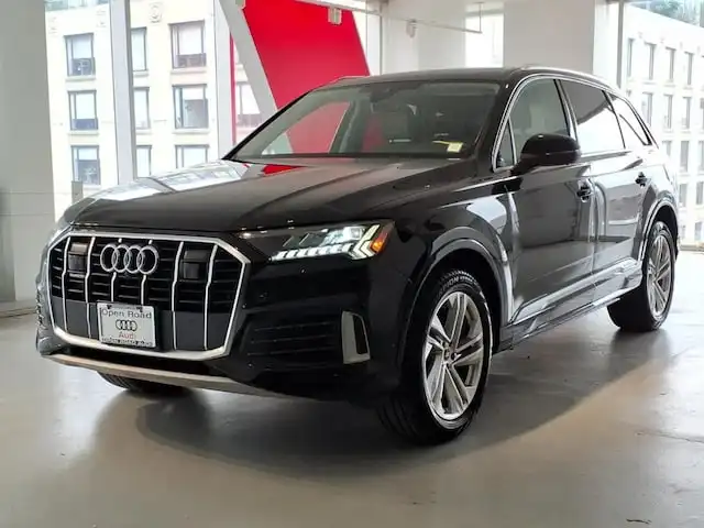 2023 Audi Q7 55 Premium Plus quattro Tiptronic's photo