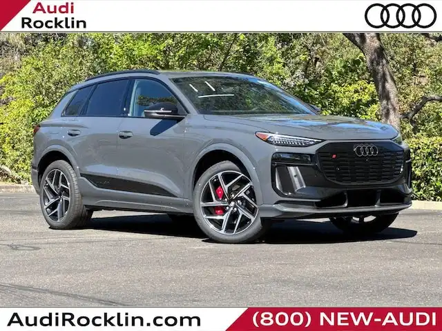 2027 Audi SQ6 e-tron Prestige quattro's photo