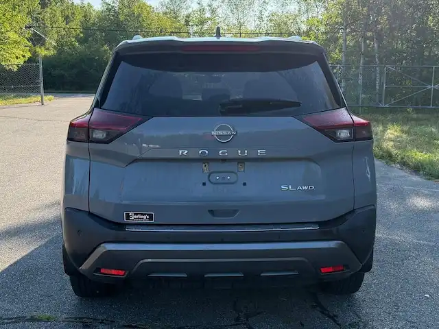 2022 Nissan Rogue SL AWD's photo