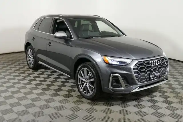 2023 Audi SQ5 Prestige's photo