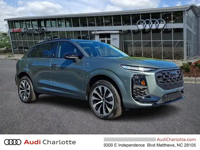 2026 Audi Q3 S line quattro's photo