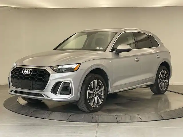 2023 Audi Q5 45 Premium's photo