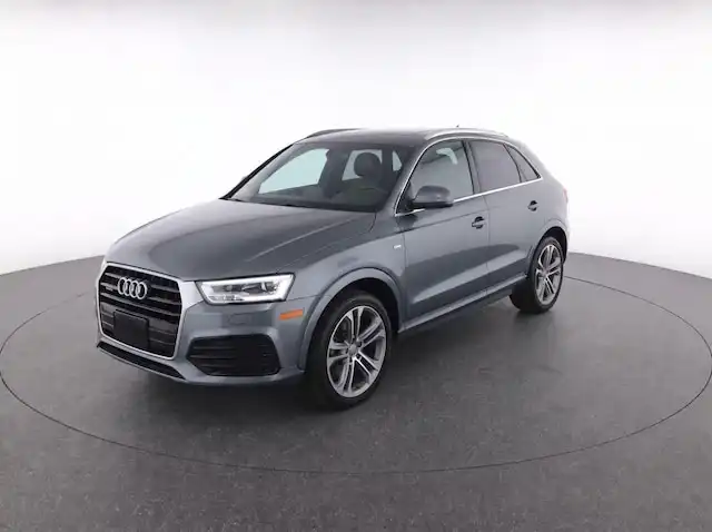 2016 Audi Q3 2.0T Prestige quattro Tiptronic's photo