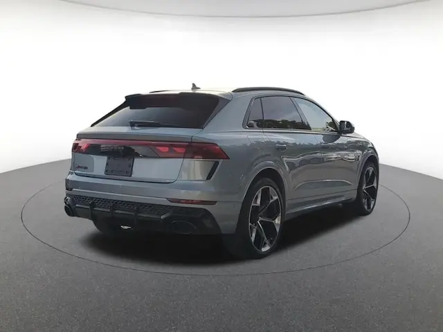 2026 Audi RS Q8 Base photo 5