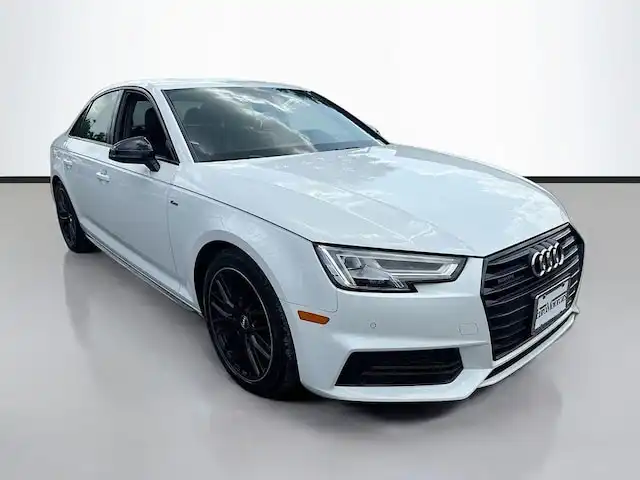 2018 Audi A4 2.0T quattro S tronic Premium Plus's photo