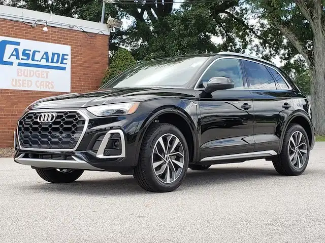 2023 Audi Q5 45 Premium Plus's photo