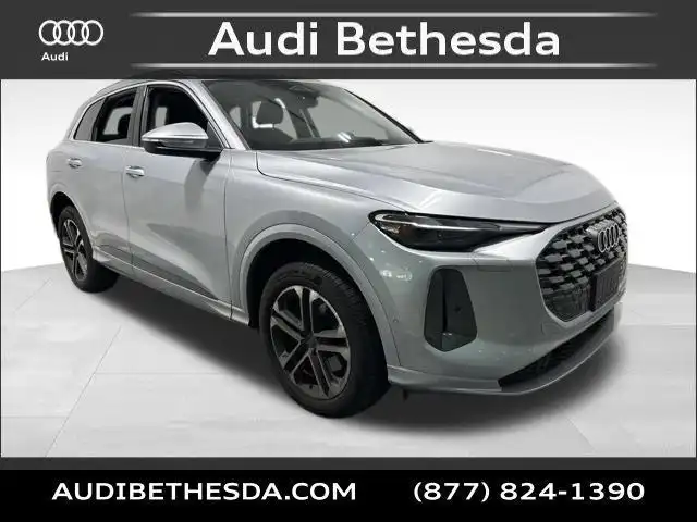 2025 Audi Q5 40 Premium's photo