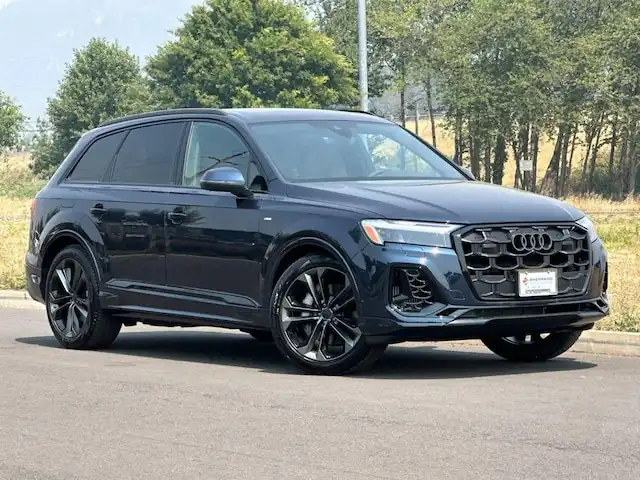 2026 Audi Q7 55 S Line Premium Plus quattro Tiptronic's photo