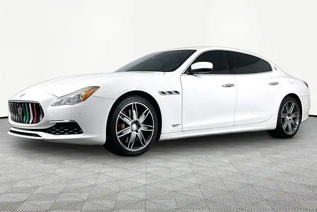 2017 Maserati Quattroporte GTS GranLusso's photo