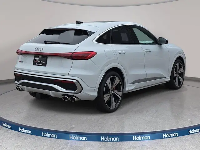 2026 Audi SQ5 Sportback Premium Plus quattro photo 5