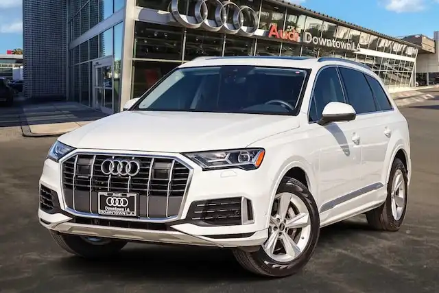 2023 Audi Q7 45 Premium quattro Tiptronic's photo