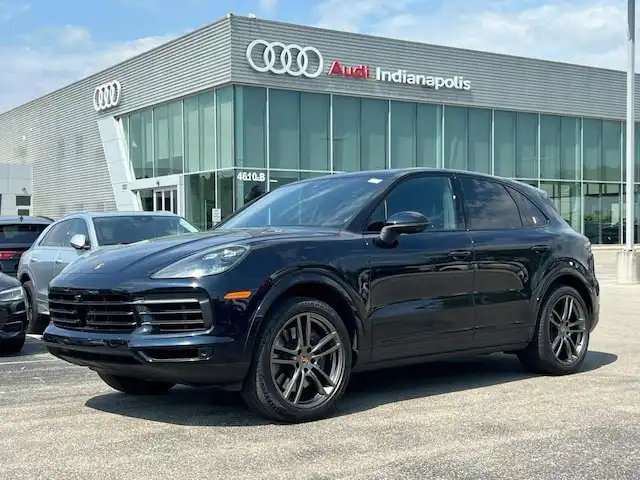2021 Porsche Cayenne Base's photo