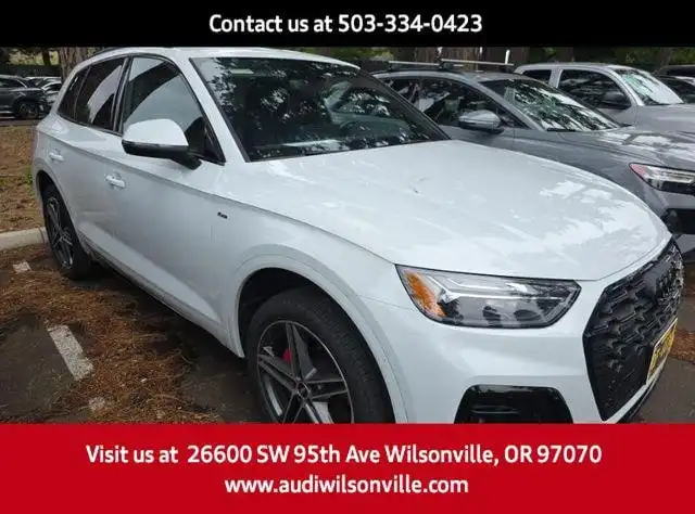 2024 Audi Q5 55 e Premium Plus's photo