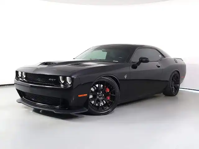 2016 Dodge Challenger SRT Hellcat's photo