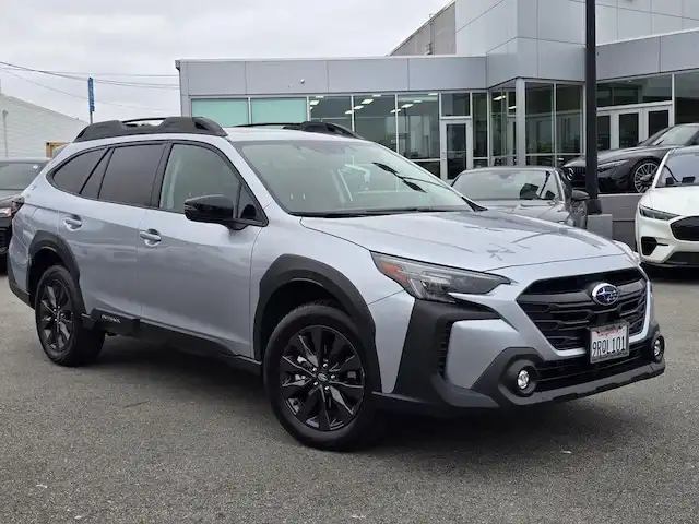 2025 Subaru Outback Onyx Edition XT's photo