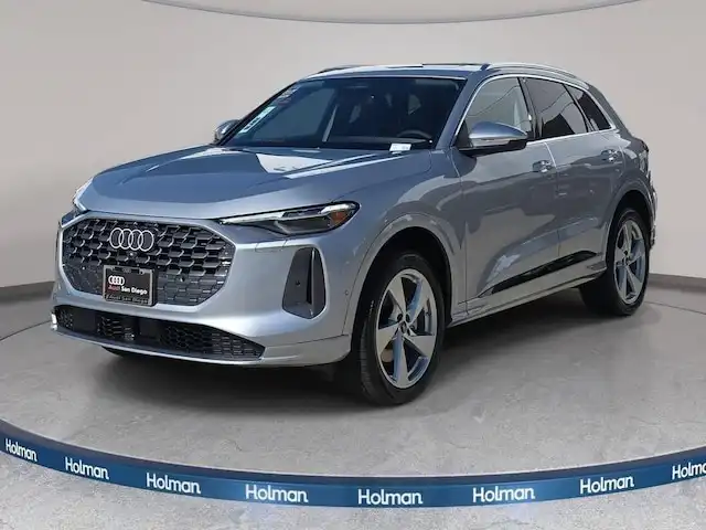 2025 Audi Q5 40 Premium Plus's photo