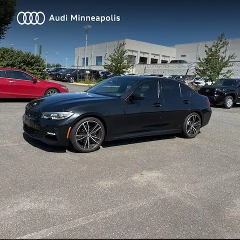2021 BMW 3 Series 330i xDrive Sedan's photo