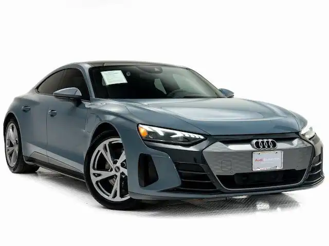 2022 Audi e-tron GT Premium Plus quattro's photo