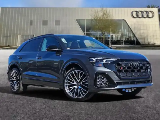 2026 Audi SQ8 Prestige quattro's photo