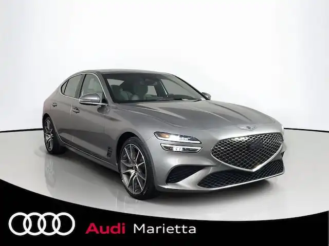 2025 Genesis G70 2.5T Standard's photo