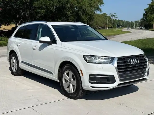 2019 Audi Q7 45 Premium Plus quattro Tiptronic's photo
