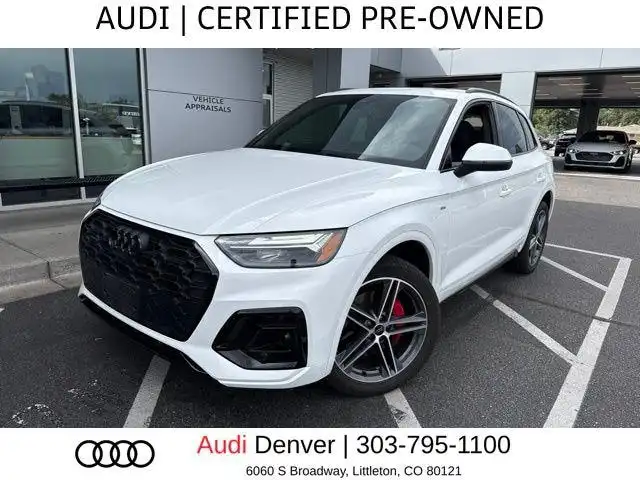 2024 Audi Q5 55 e Premium Plus's photo