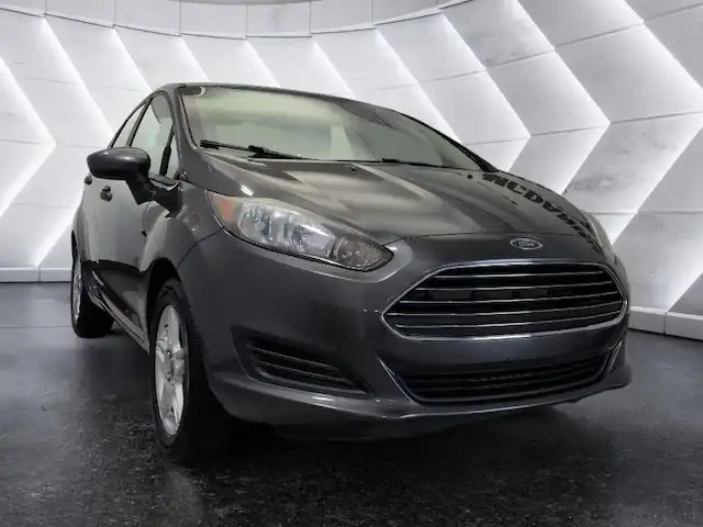 2019 Ford Fiesta SE Sedan's photo