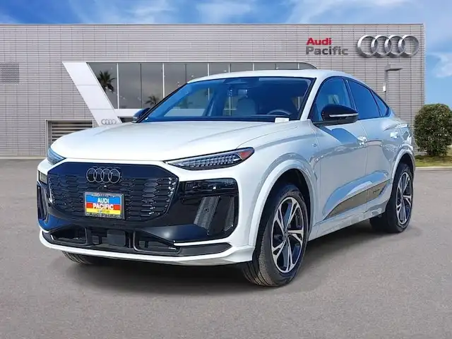 2027 Audi Q6 Sportback e-tron Premium Plus quattro's photo