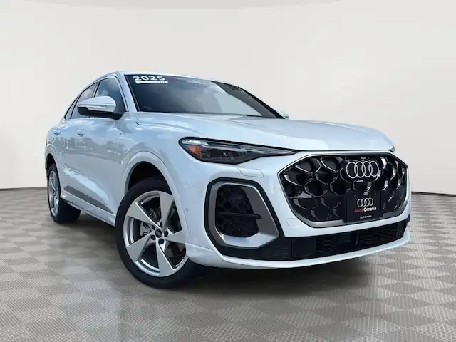 2025 Audi Q5 Sportback 45 Premium Plus's photo