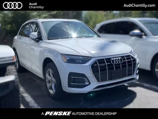 2023 Audi Q5 40 Premium's photo