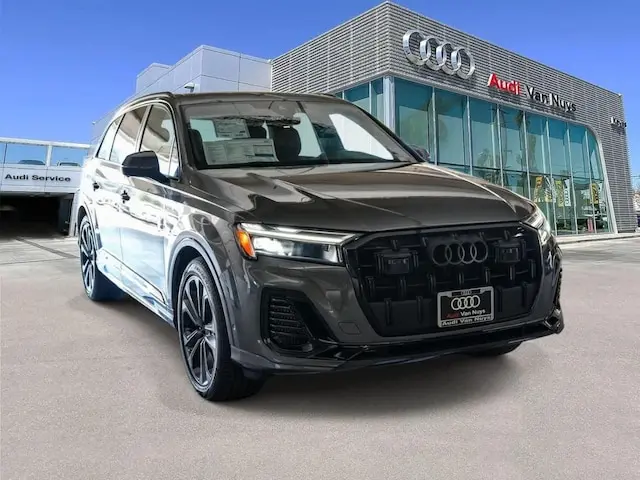 2026 Audi Q7 55 Premium Plus quattro Tiptronic photo 3
