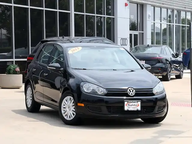2013 Volkswagen Golf 2.5L 4-door Auto w/Convenience PZEV's photo